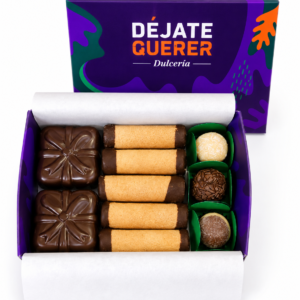 Caja mediana alfajor, mini barquillo y brigadeiros